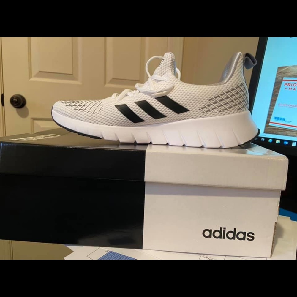 Men’s Adidas shoes